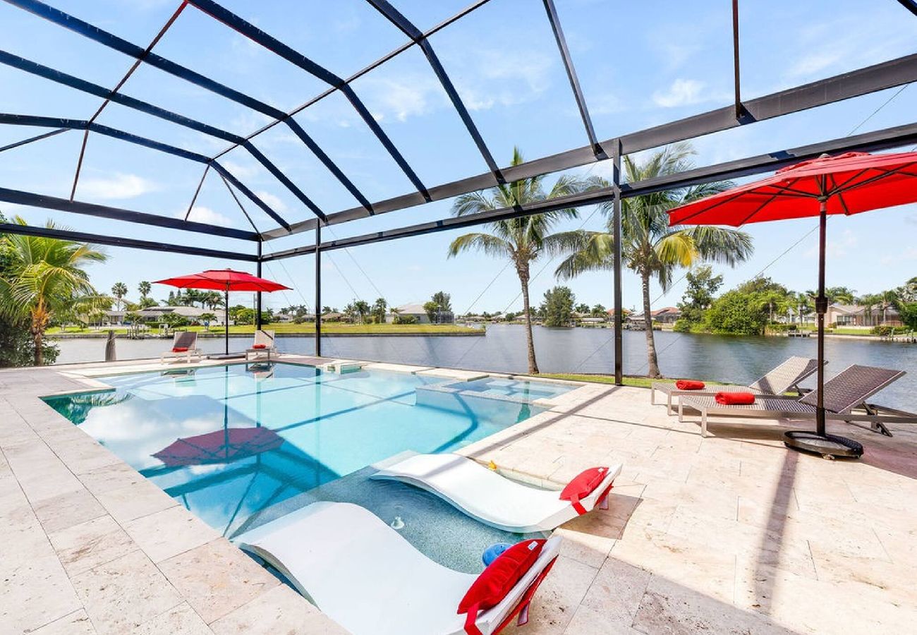 Villa in Cape Coral - Villa Rapa Nui Island 